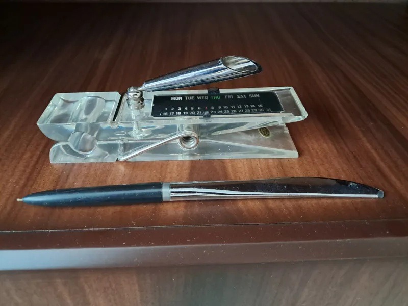 جاخودکار رومیزی تقویم دار وارداتی 5 کاره-کلکسیونی