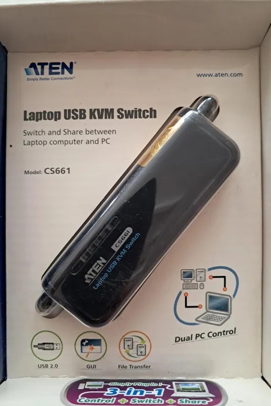 رابط دو سیستم ATEN USB KVM Switch آتن مدل CS661