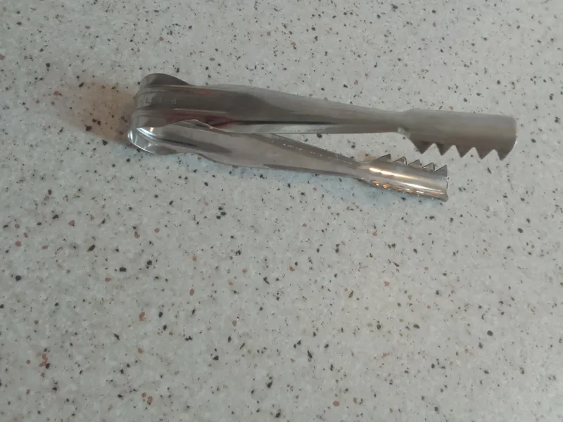 گیره انبر چنگک سالاد یخ ذغال استیل نقره ای ساده