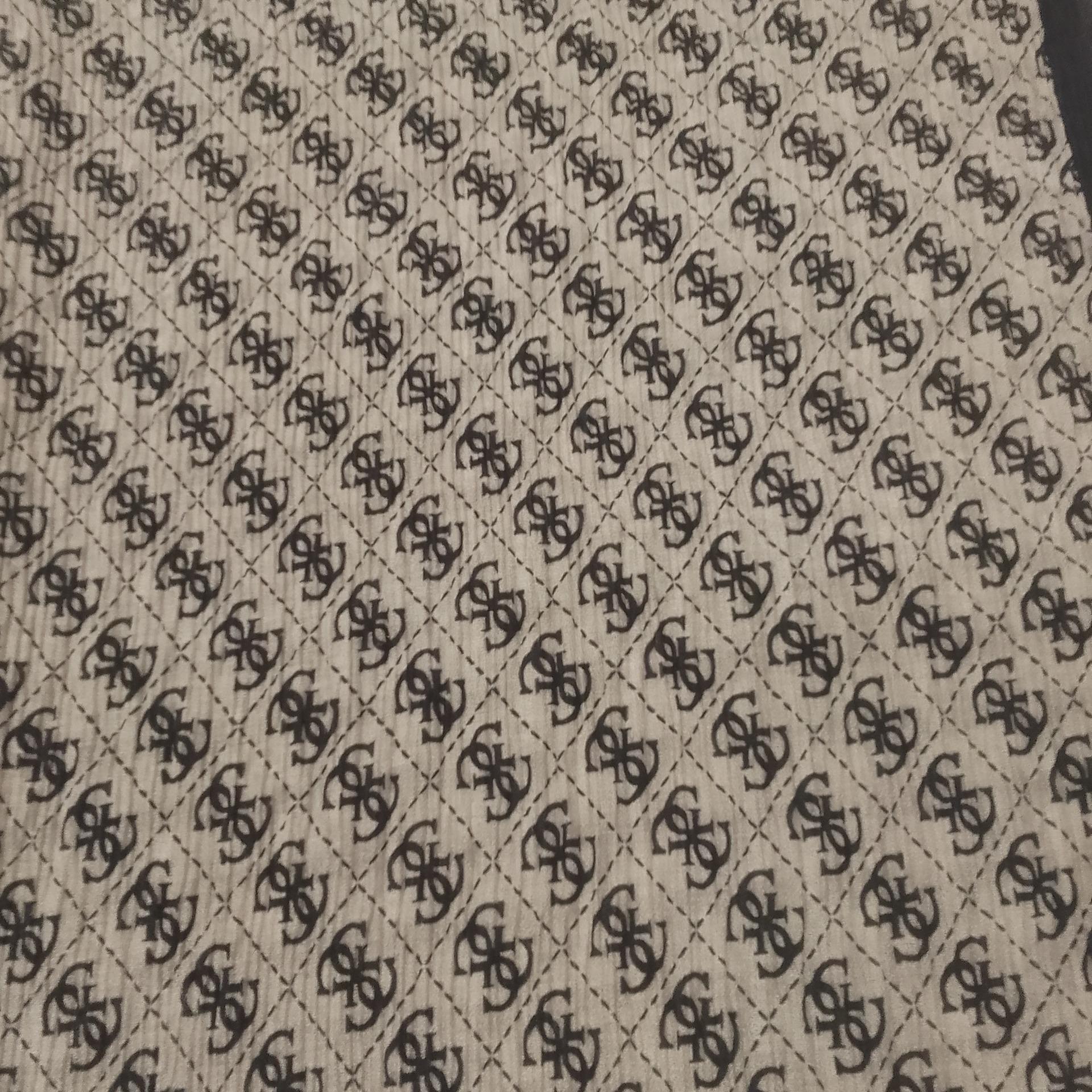 شال کرم مشکی شنل ابعاد 65 در 190