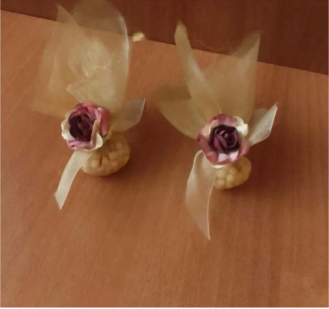 نقل گیفت عقد عروسی بسته دو عددی کرم زرشکی قرمز