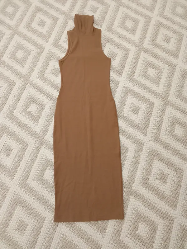 پیراهن بلند کشی ساده کرم قهوه ای جذب زارا zara