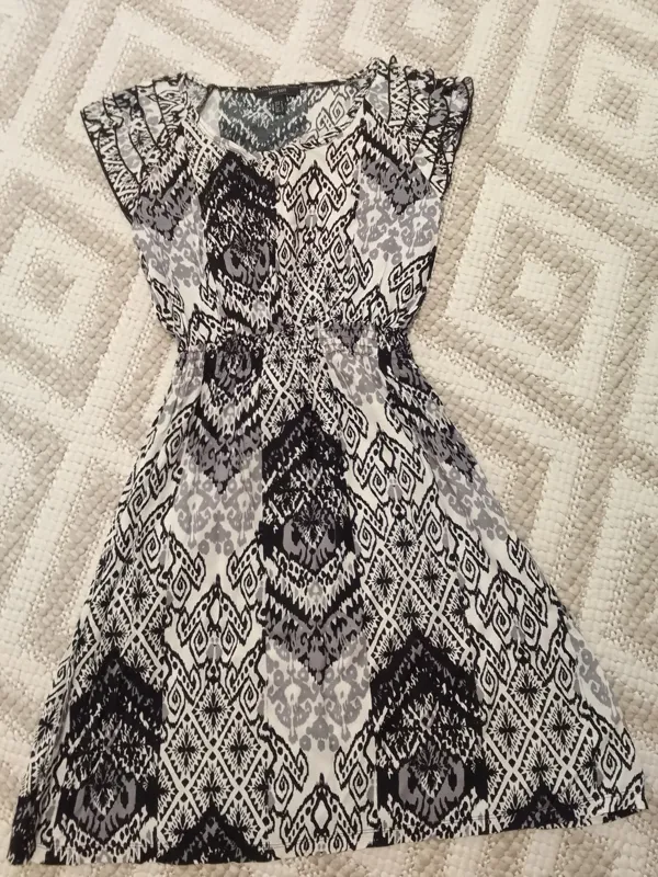 پیراهن مجلسی کوتاه راحتی نخی سفید مشکی طوسی خارجی