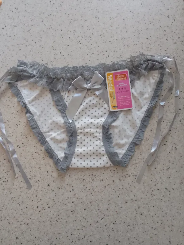 شورت عروسکی فانتزی بندی پاپیون سفید طوسی خالدار