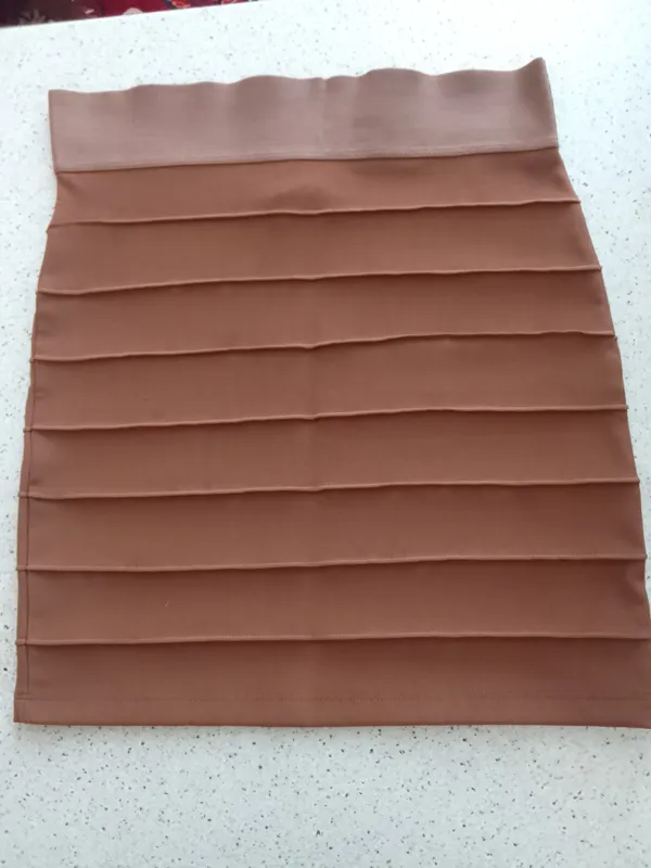 دامن کوتاه قهوه ای کرم قد 47 دخترانه کمر کشی