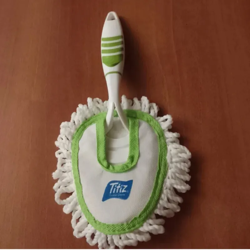 گردگیر دسته دار تیتیز سفید سبز plumero میکروفیبر