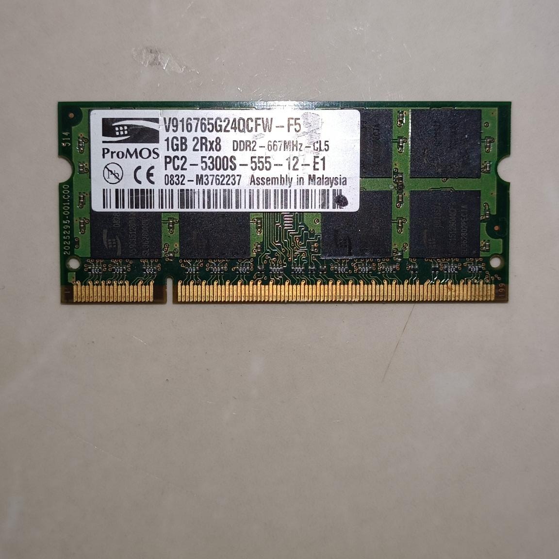 رم ddr2 لپ تاپ 1 گیگ
