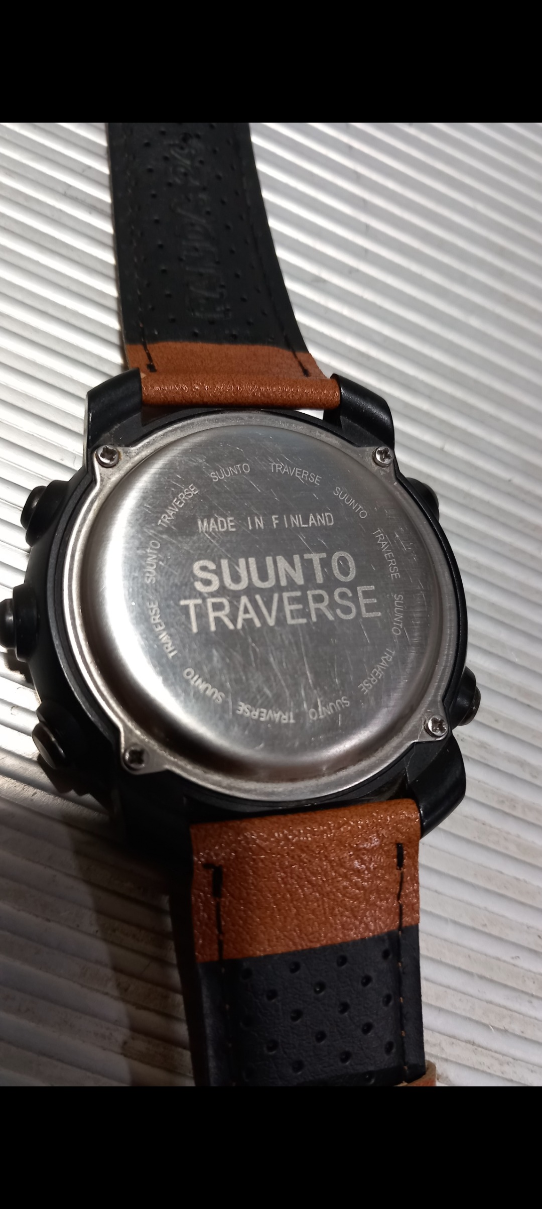 ساعت مچی دیجیتال SUUNTO اصل فنلاند