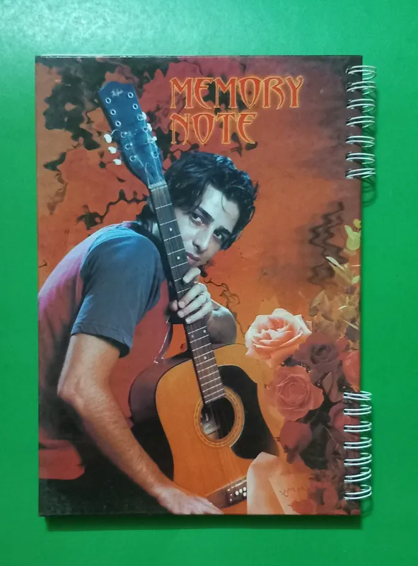 حراج دفتر خاطرات قدیمی طرح حمید گودرزی (سلفون)