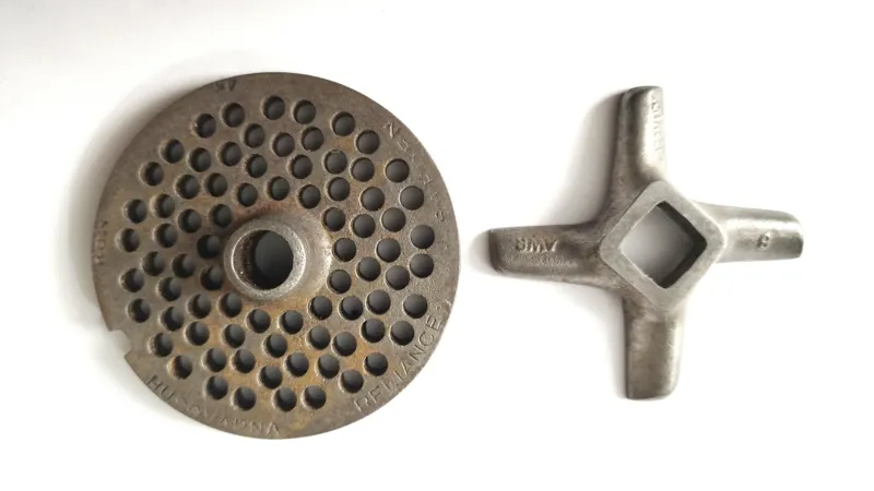 تیغه وپنجره چرخ گوشت