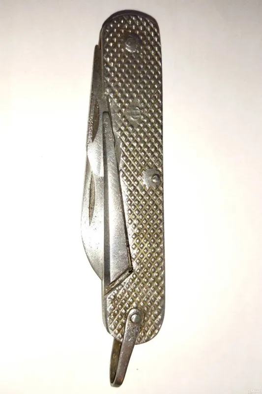 چاقو قدیمی سه کاره