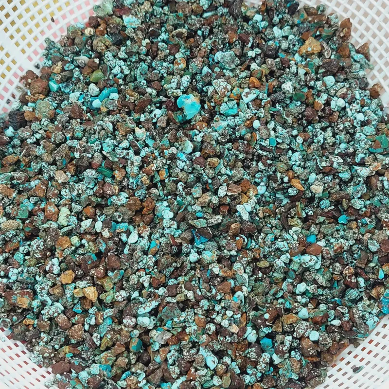 سنگ ریزه های فیروزه نیشابوری اصل سایز 1 و 2