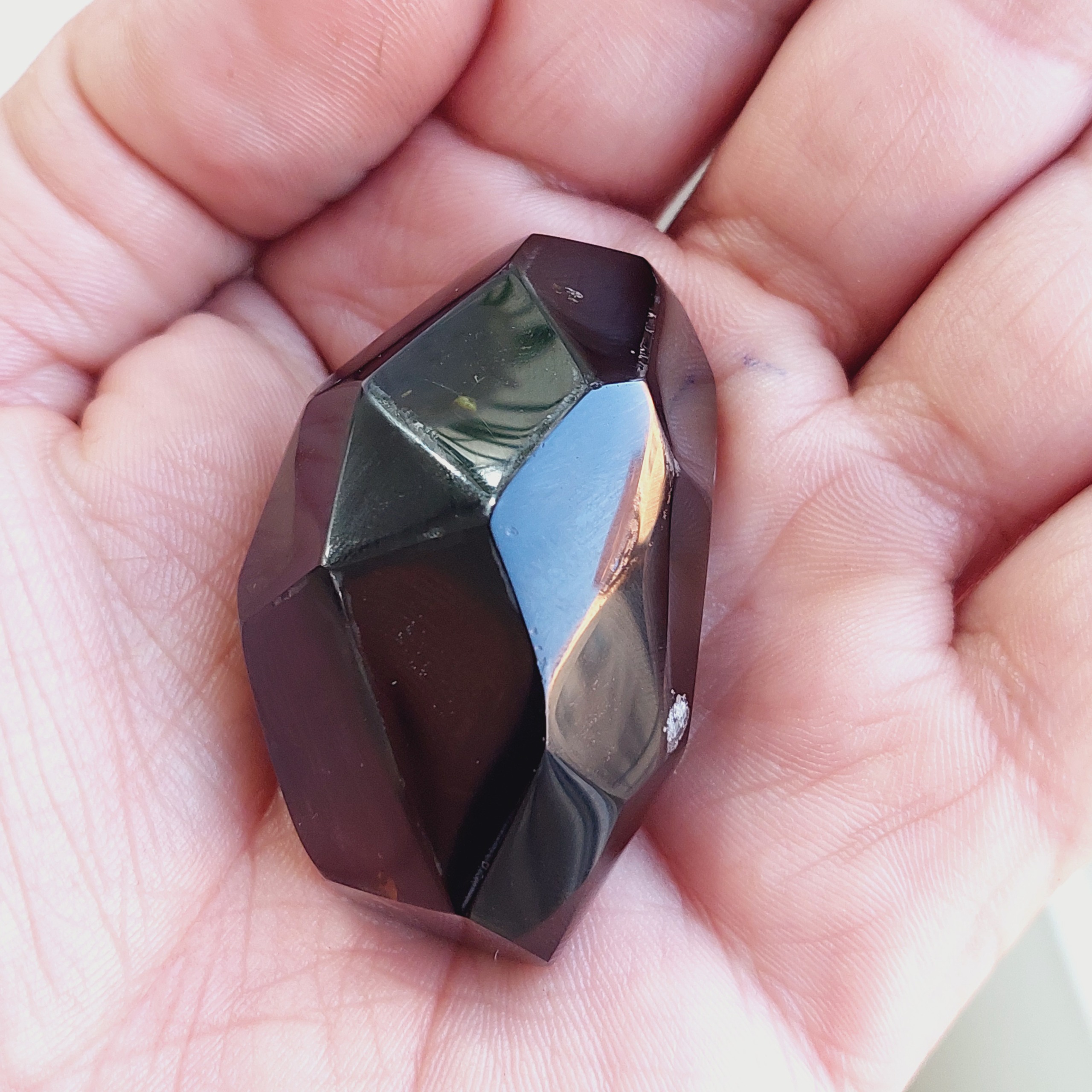 سنگ فوق کلکسیونی آبسیدین مشکی تراش زاویه دار