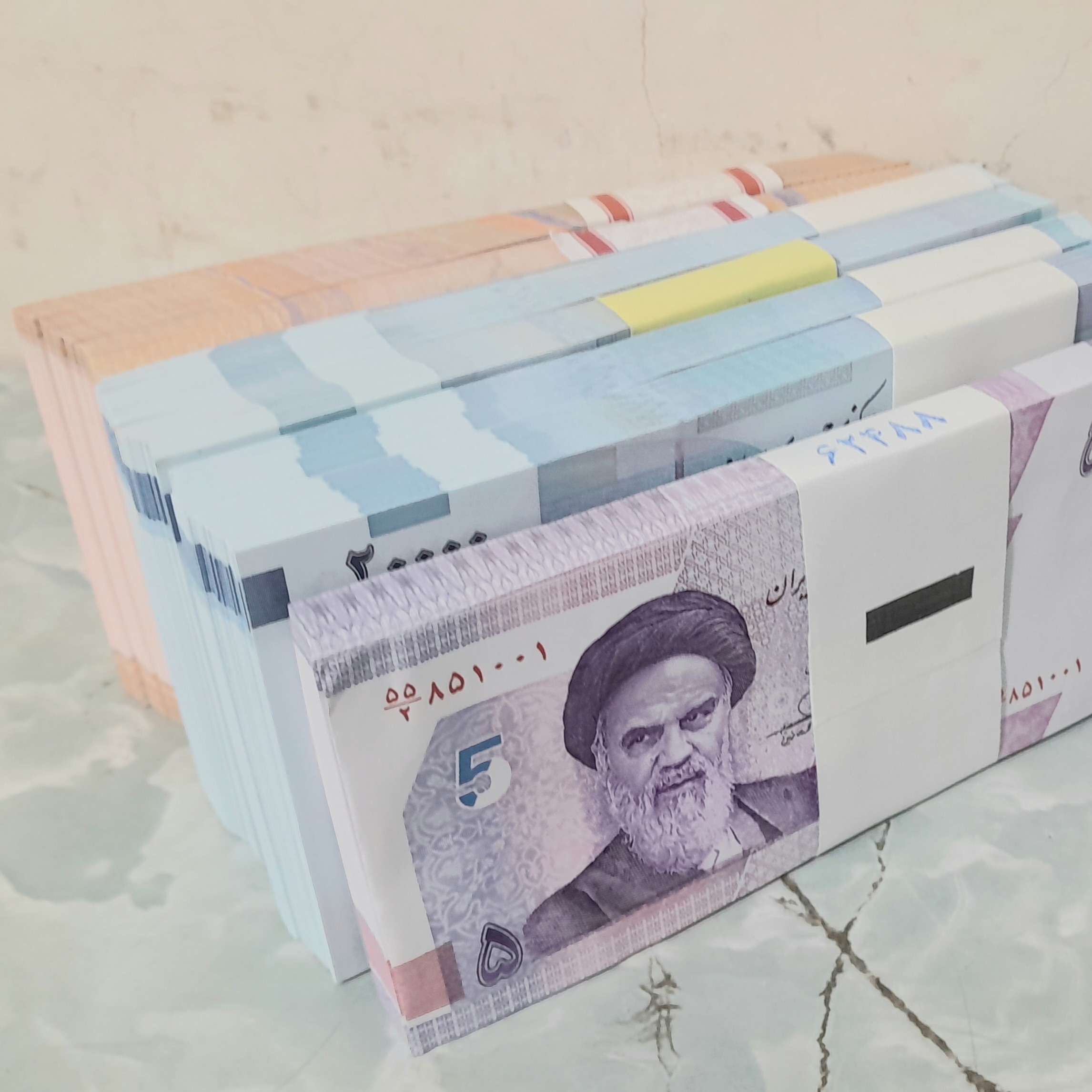 7 باند اسکناس نو بانک مرکزی (توضیحات)