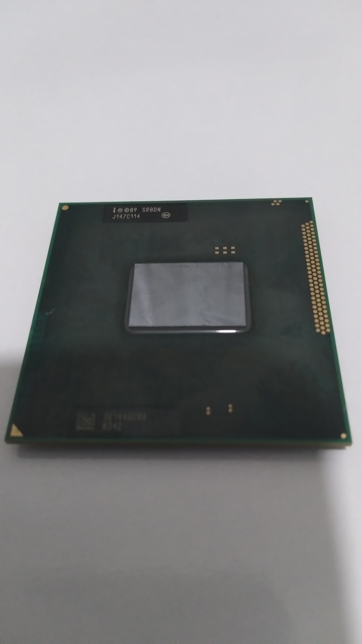 CPU   Intel core i3 SR0DN