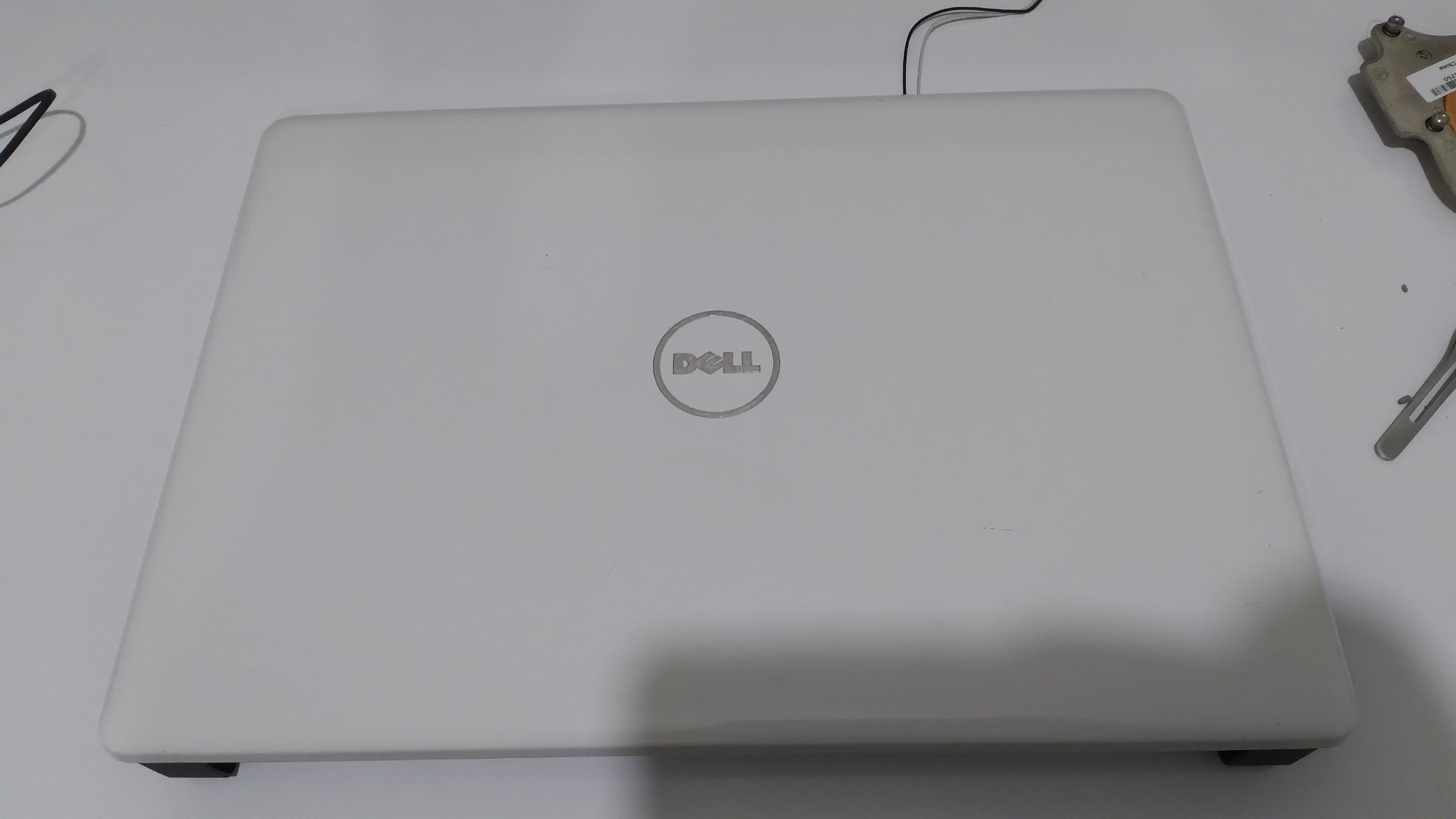 قاب پشت ال سی دی لپ تاپ دل INSPIRON 1440 استوک