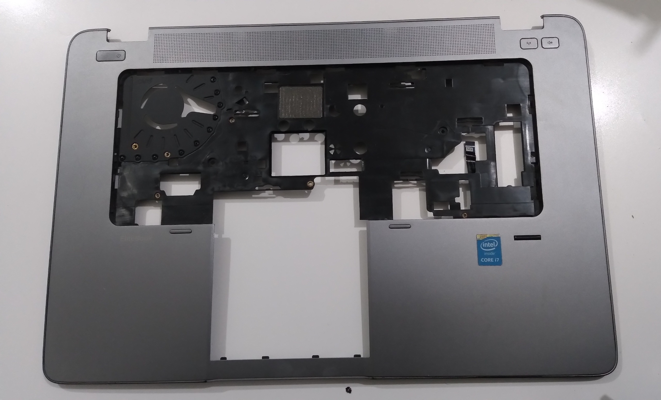 قاب دور کیبورد لپ تاپ hp EliteBook 850 استوک