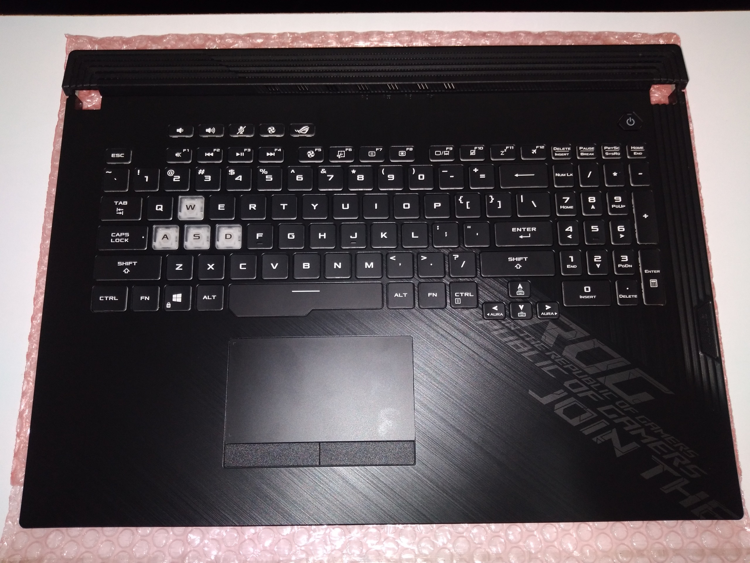 صفحه کیبورد کامل لپ تاپ ROG Strix G731GU ایسوس
