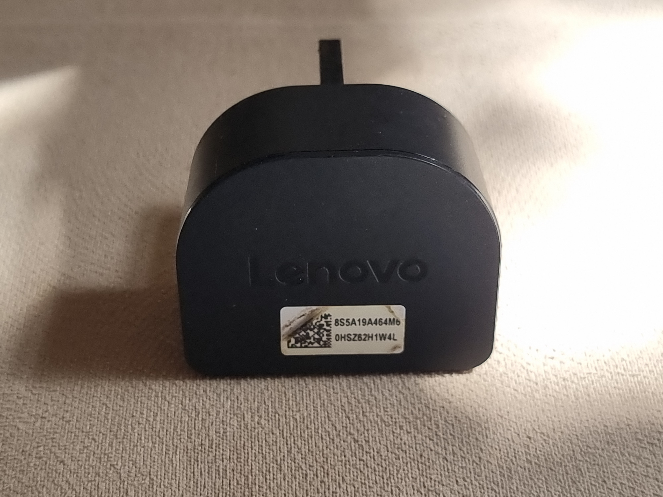 شارژر اورجینال رو کارتنی لنوو lenovo