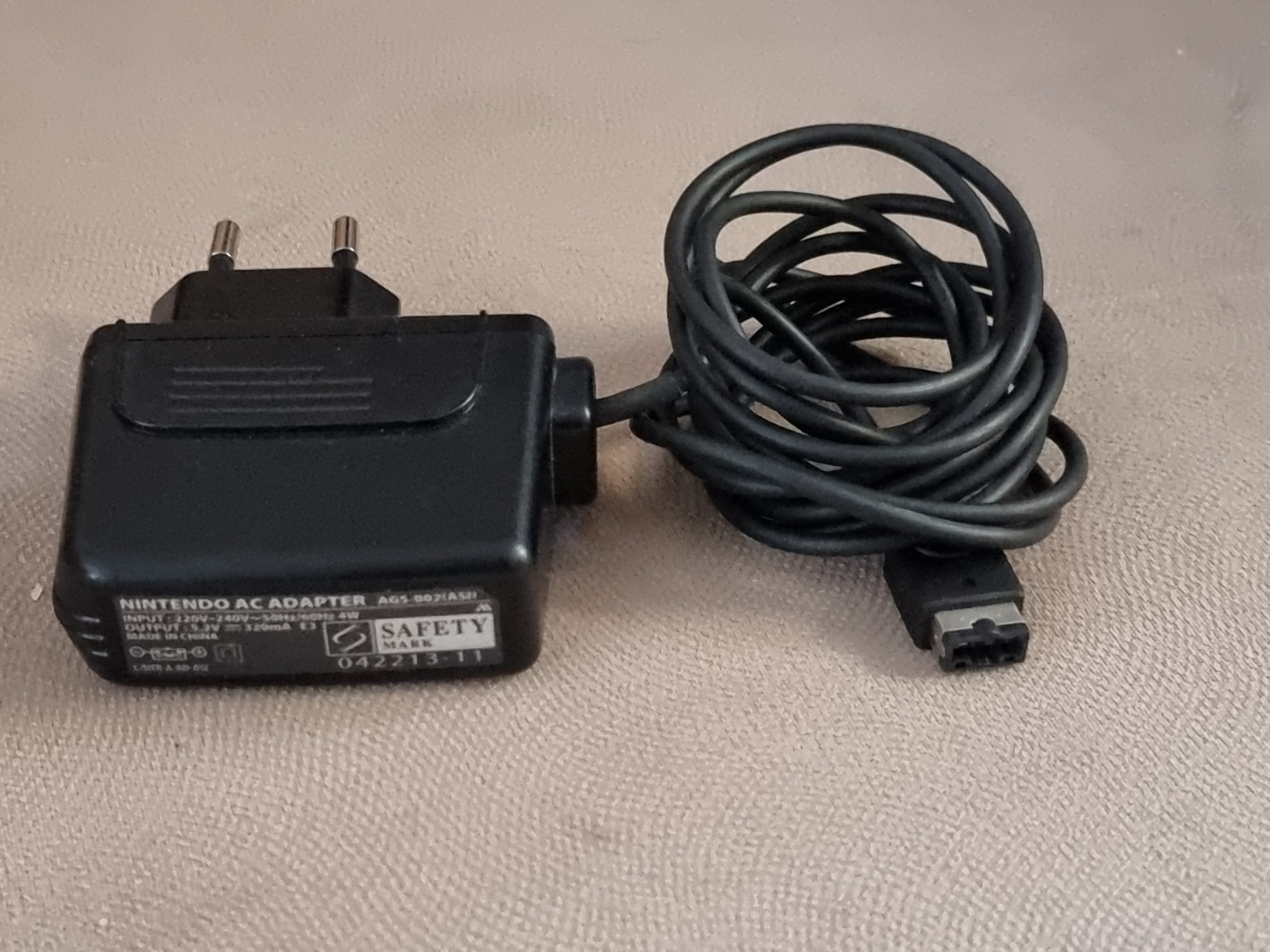 شارژر آداپتور نینتندو Nintendo مدل AGS-002 و 001