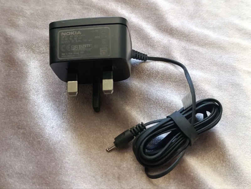 شارژر اورجینال رو کارتنی نوکیا NOKIA سوزنی ریز