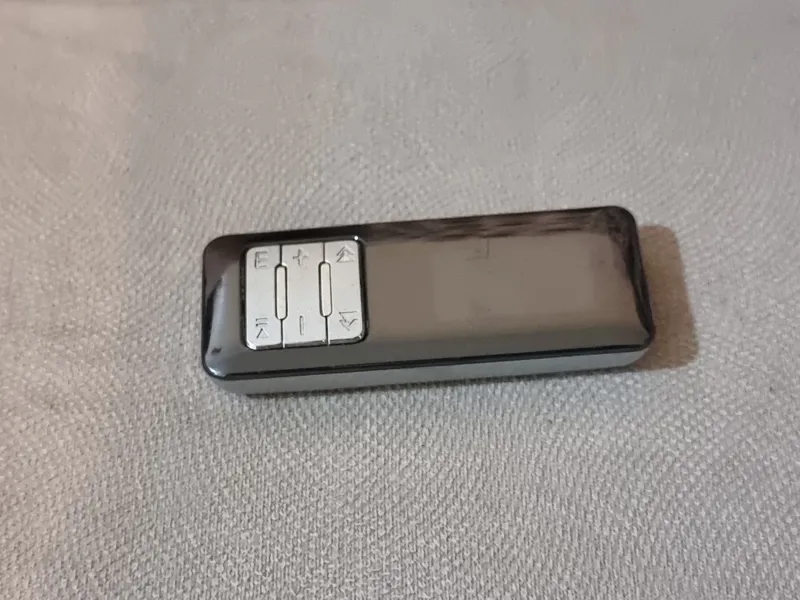 ام پی تری پلیر لنوو LENOVO باتری میخواد