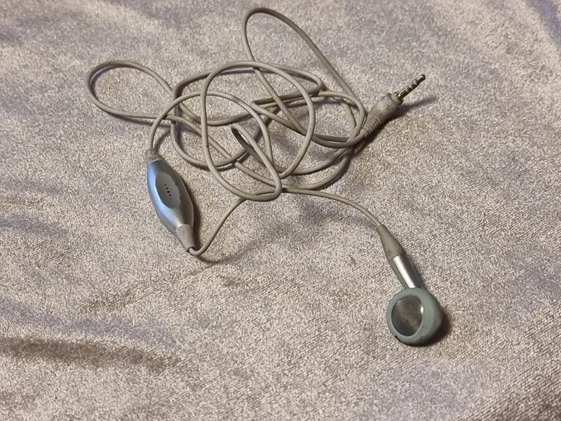 هندزفری اورجینال رو کارتنی سامسونگ قدیمی جک 2/5