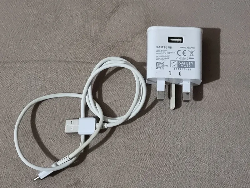 شارژر و کابل سرجعبه ای فست شارژر سامسونگ اصل