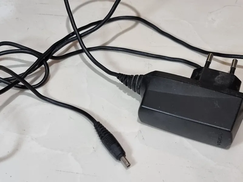 شارژر اورجینال رو کارتنی نوکیا Nokia سوزنی درشت