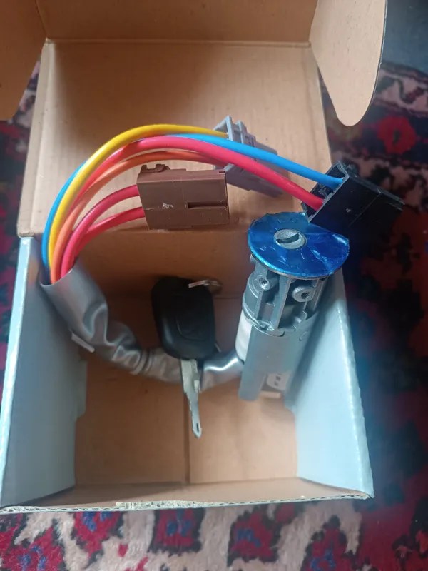 سوئیچ استارت پژو