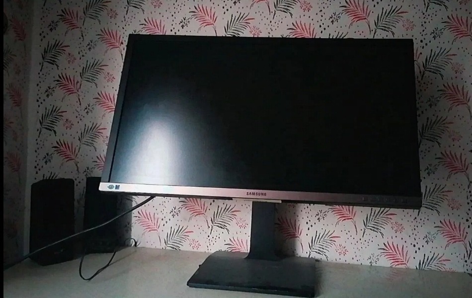 مانیتور سامسونگ 28 اینچ 4k