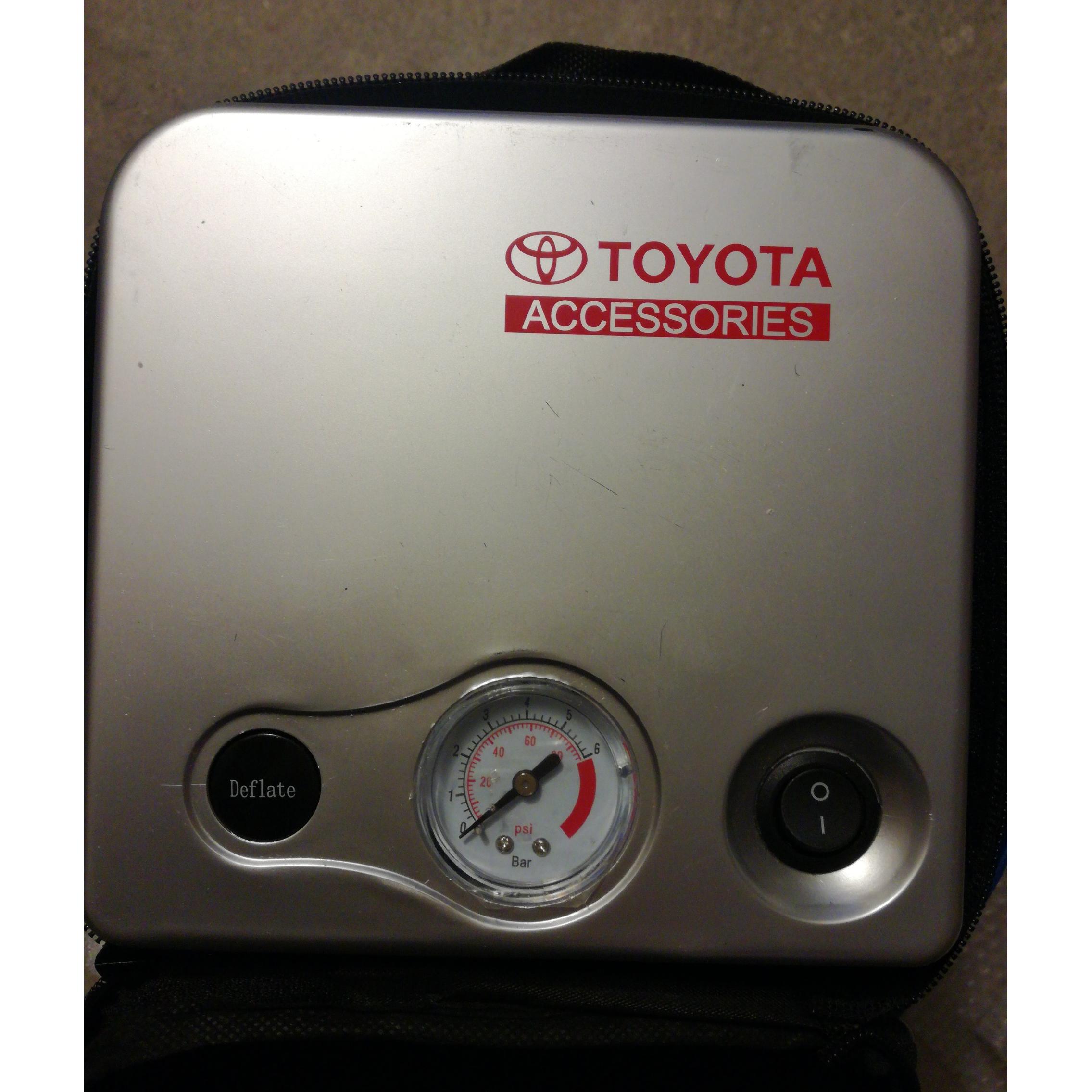 پمپ باد فندکی TOYOTA