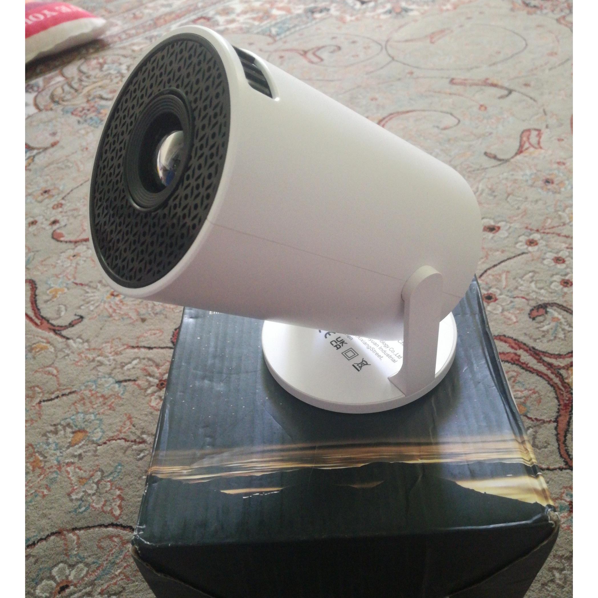 مینی ویدئو پروژکتور استوانه ای LED PROJECTOR