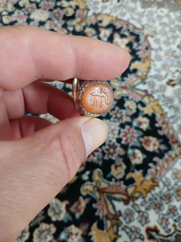 انگشتر خط چپ