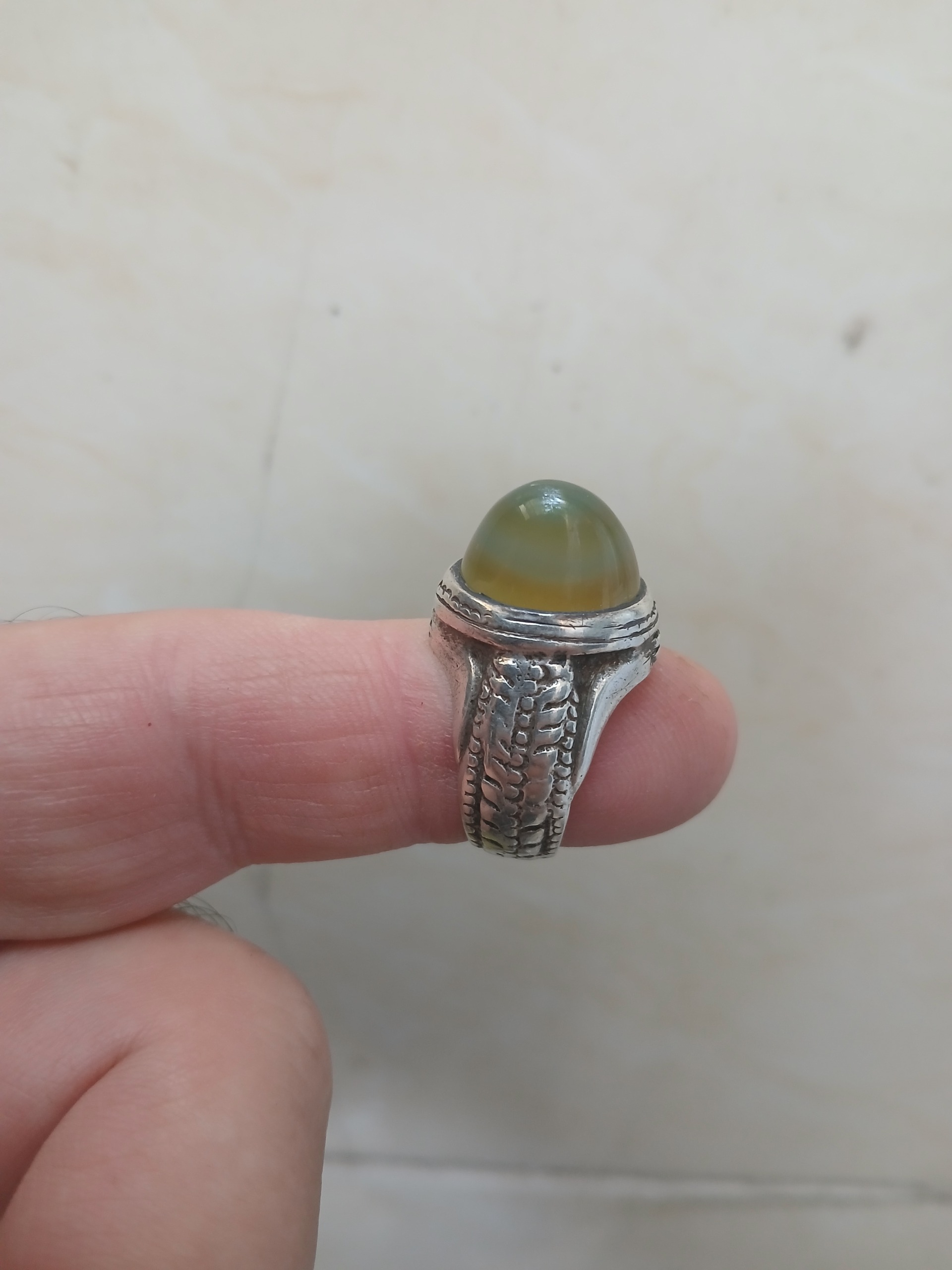 انگشتر عقیق طوقدار