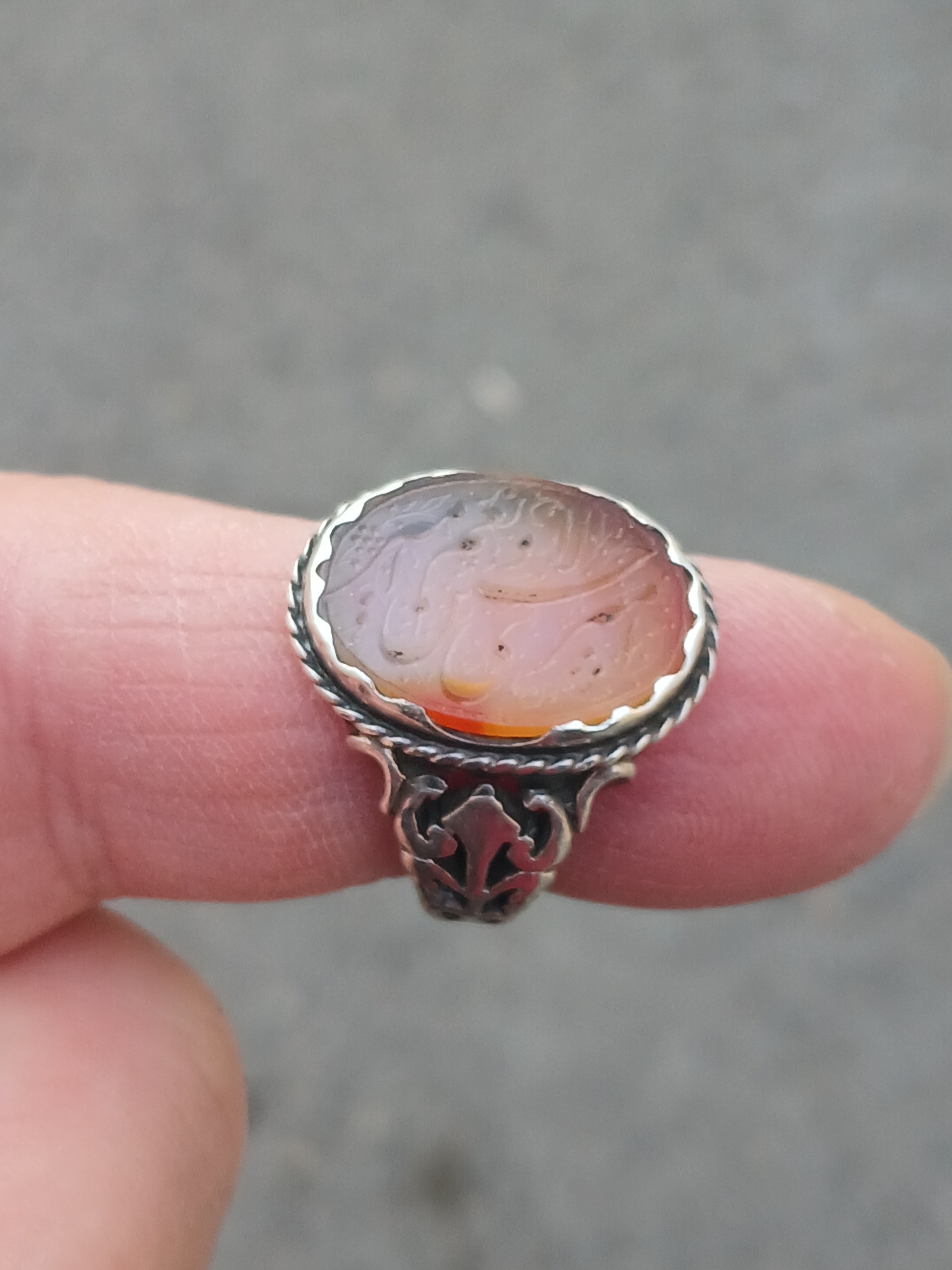 انگشتر یمنی خطزیبا