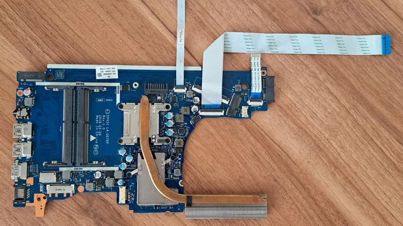 باندل مادربرد لپ تاپ hp 15 db0000ny