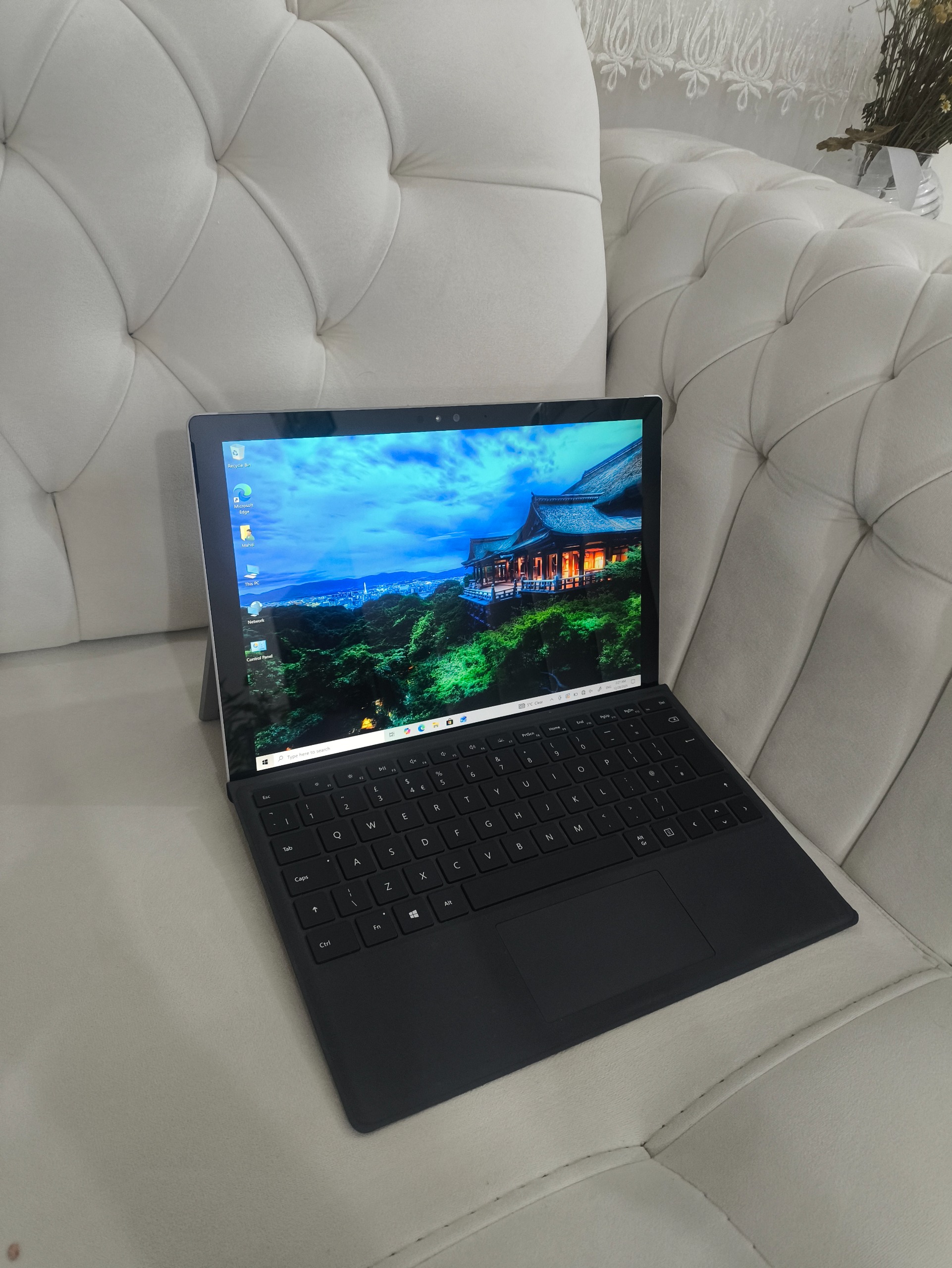 سورفیس پرو نسل شش