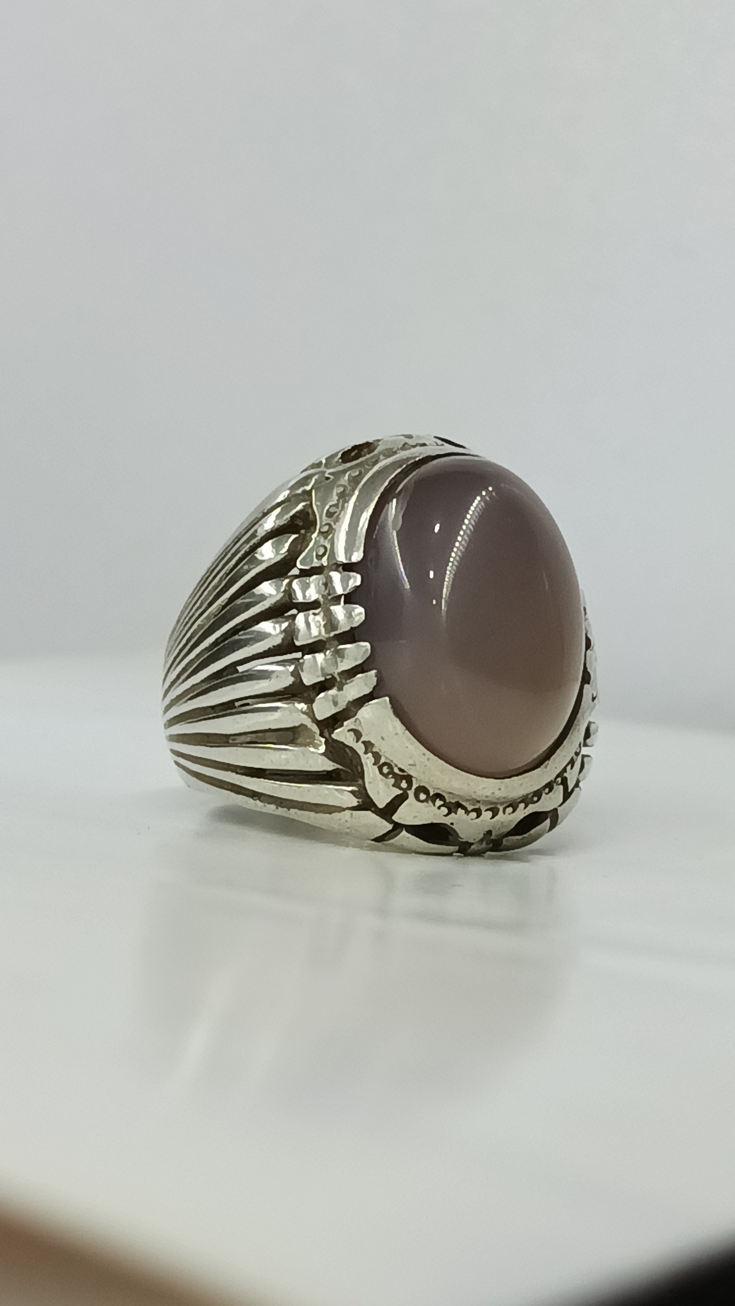 17/18 گرم انگشتر نقره دستساز عقیق