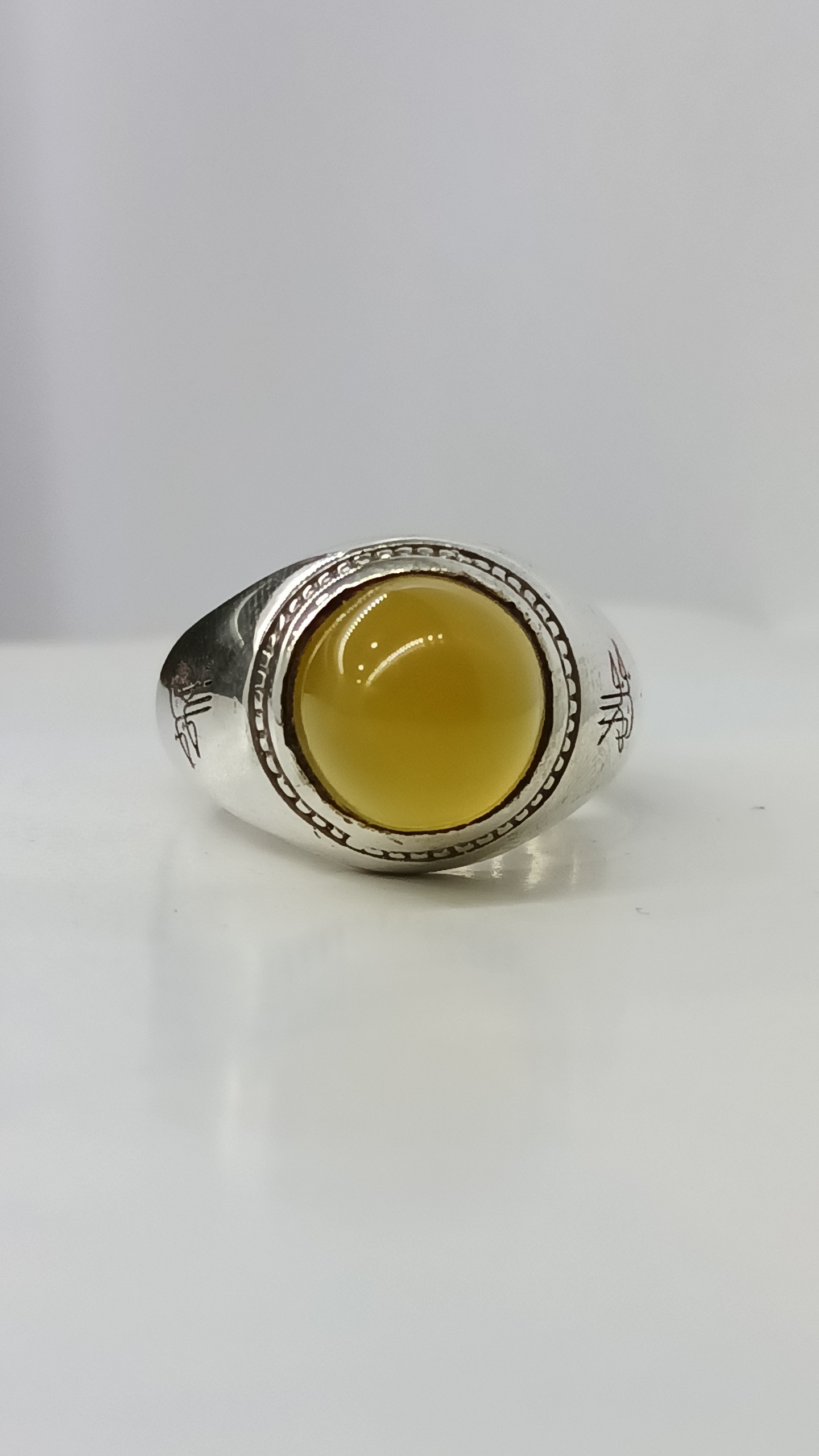 17.17 گرم انگشتر نقره عقیق زرد