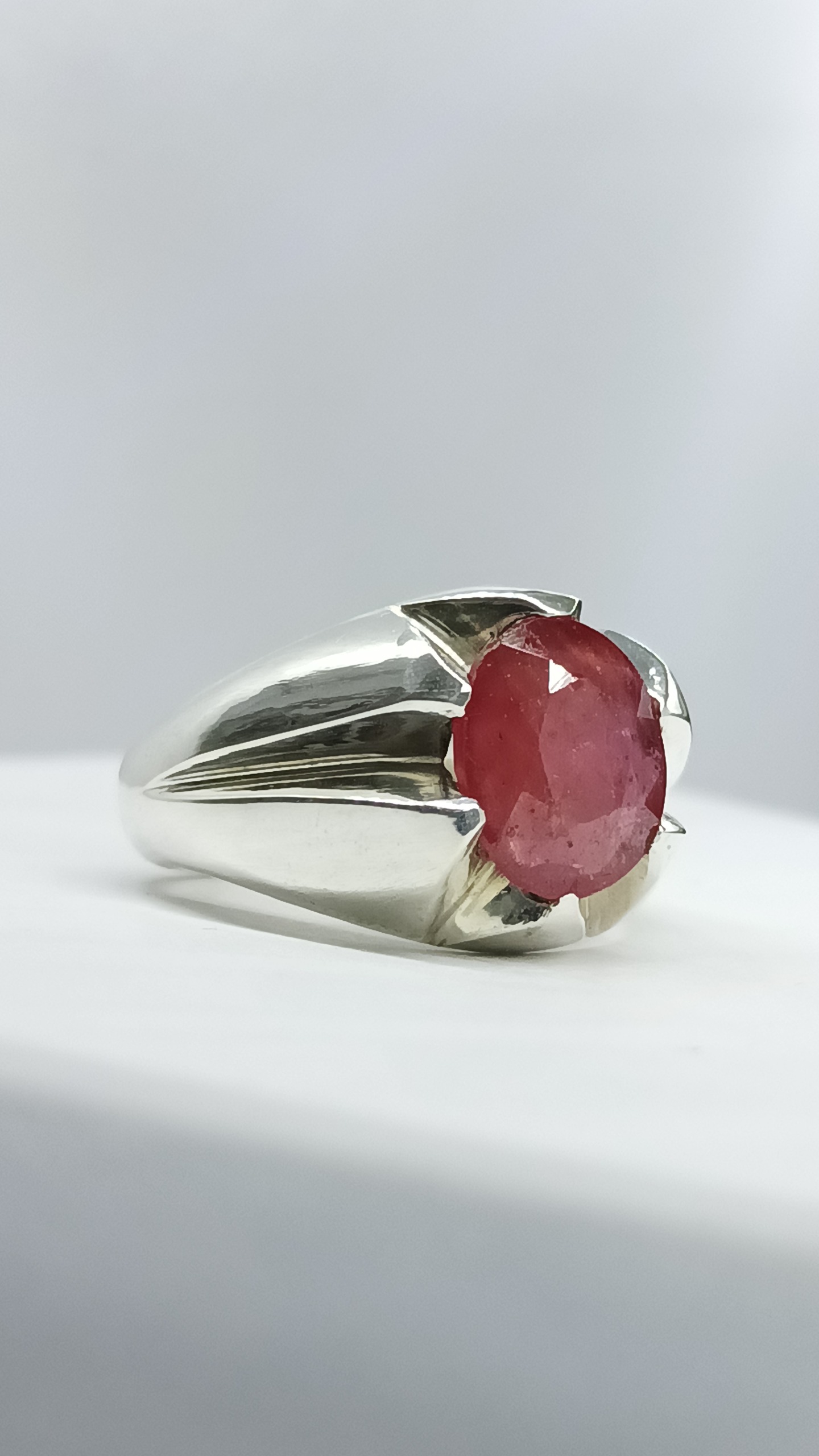 انگشتر نقره دستساز طرح یاقوت سرخ آفریقا