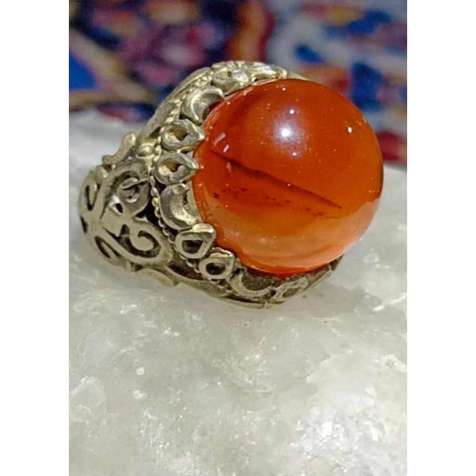 انگشتر عقیق کله قندی ناب