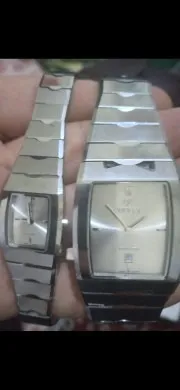 دو عدد ساعت ویولت اصل ژاپن  .زنانه و مردانه