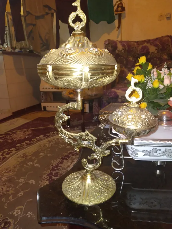 شکلات خوری برنجی زیبا و بزرگ 35سانتی