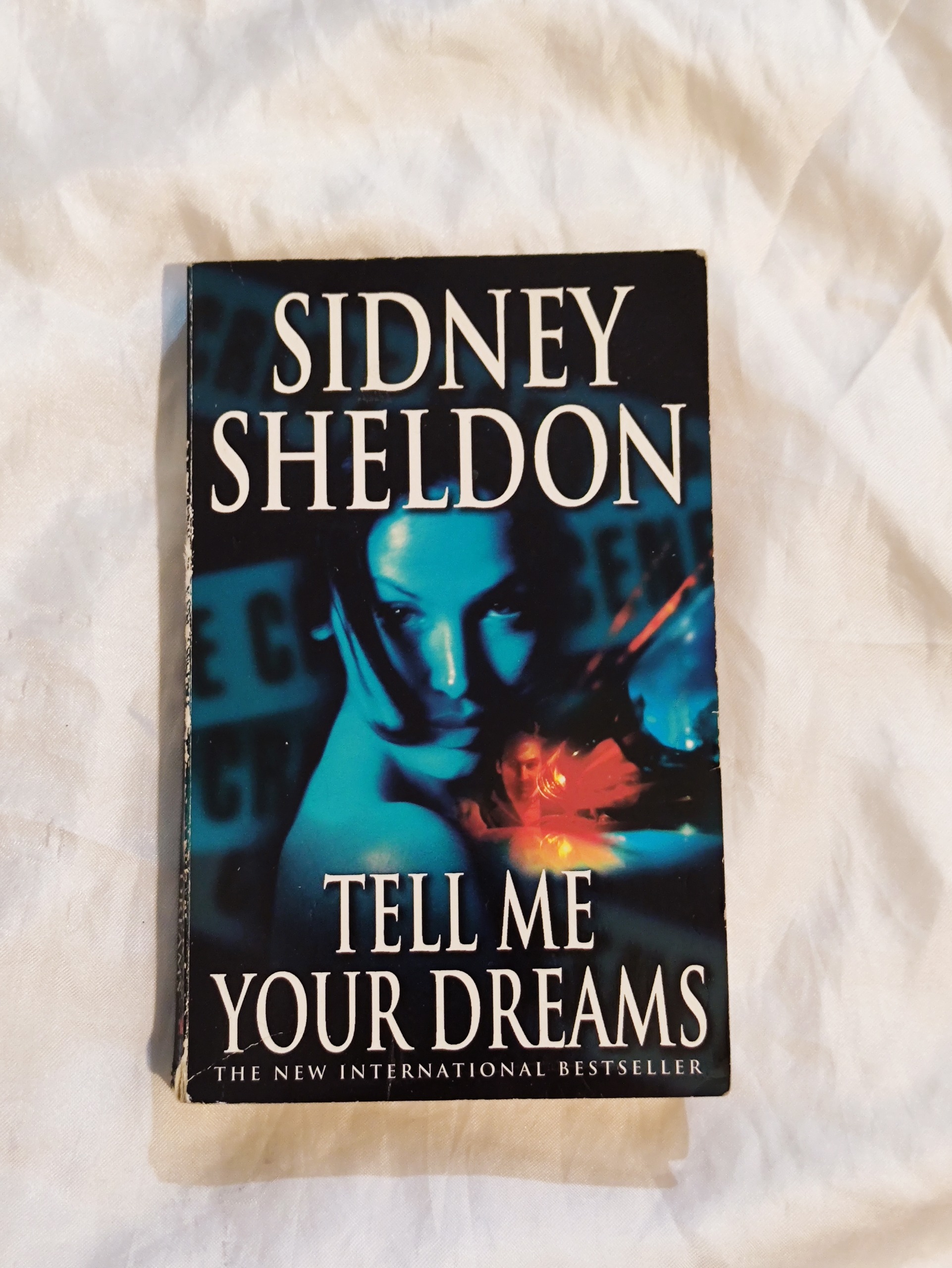 Tell me your dreams