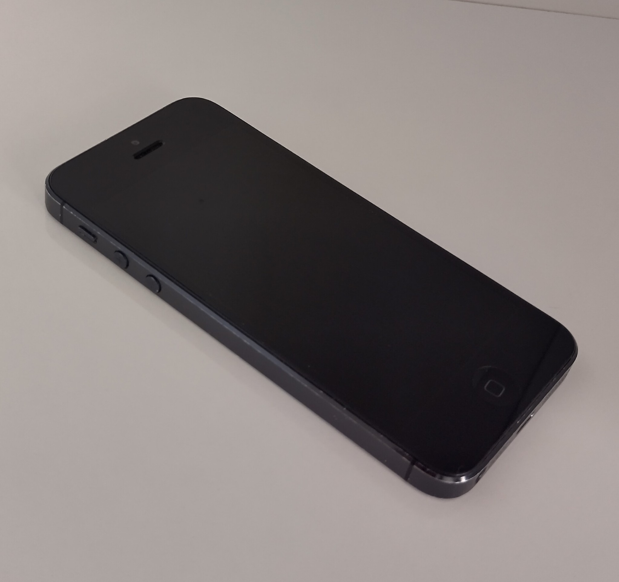 اپل آیفون apple iphone 5 خاموش