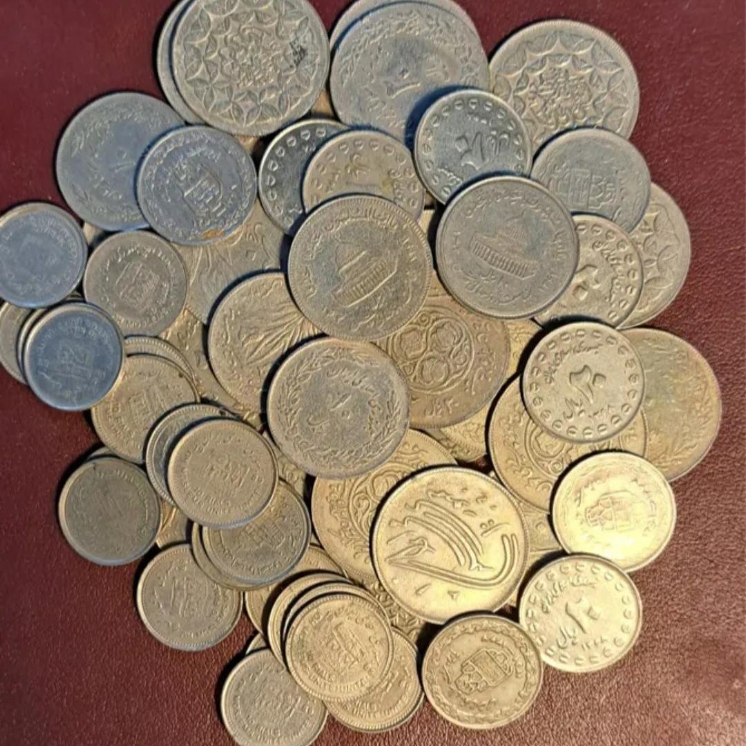 3 کیلو سکه های مناسبتی