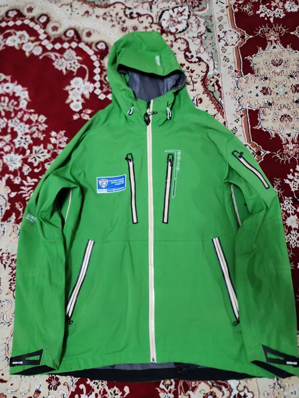 کاپشن گورتکس کوهنوردی و داخل شهری ایکس لارج