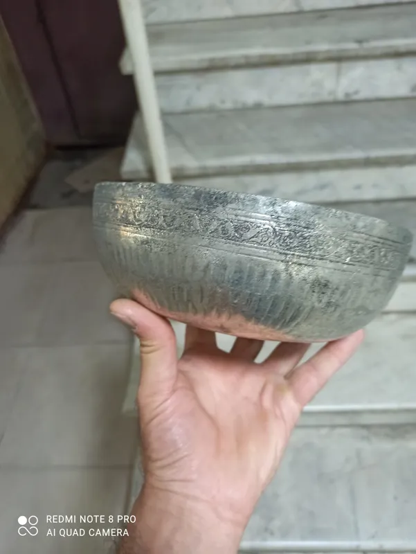 کاسه مسی قدیمی قلمکاری شده