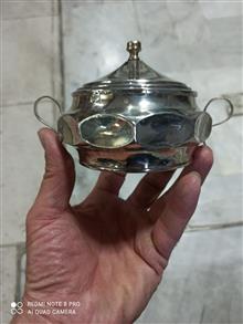 قندان